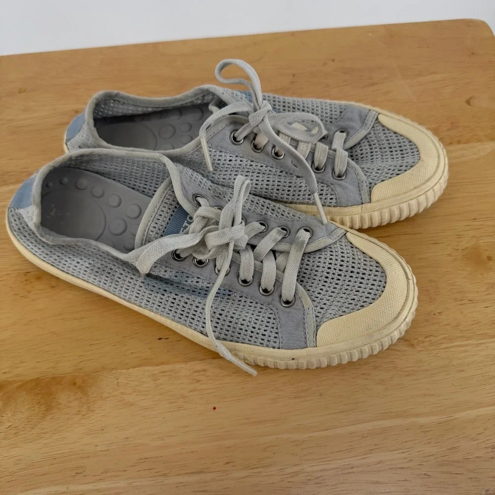 Tretorn Mesh Sneakers Women 7.5 Light Blue Lace Up Low Top Casual Coastal Pastel